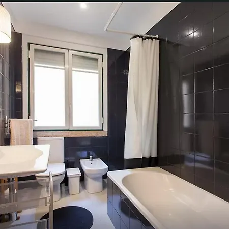 Strawberry Fields - 6 Bedroom At Avenida Lisboa